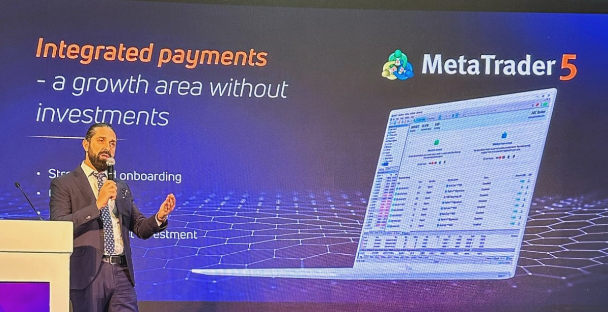 metatrader4下载_MT4_实用工具与辅助资源便捷入口站：MetaQuotes新产品在2023迪拜外汇博览会(Forex Expo Dubai 2023)上备受关注（封面配图）